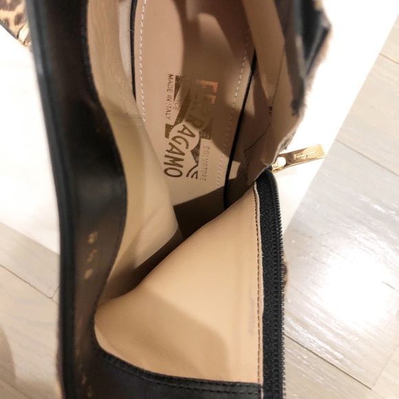 Ferraragamo Leopard calf hair booties81/2 - Picture 6 of 7